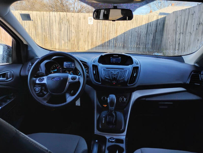2015 Ford Escape SE