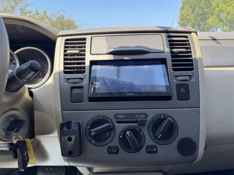 2009 Nissan Versa 1.8 S