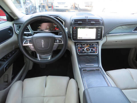 2017 Lincoln Continental Select