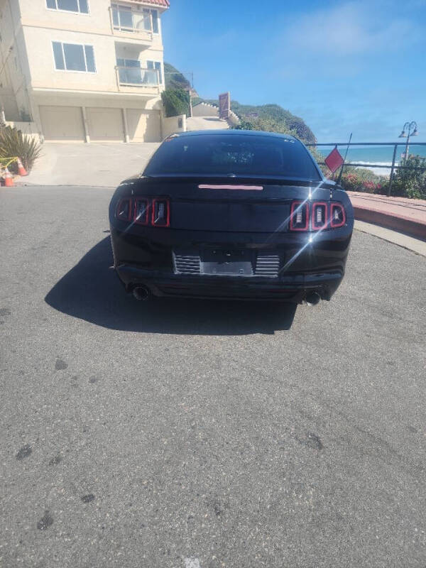 2014 Ford Mustang V6