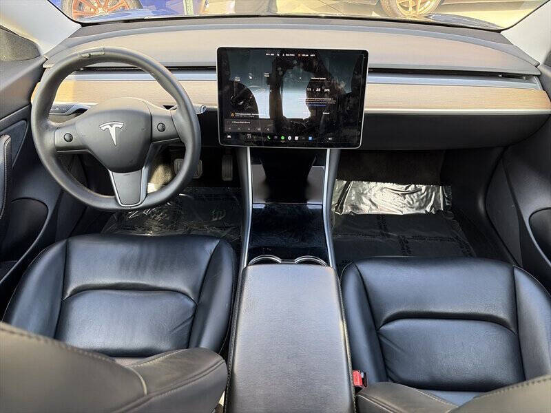 2020 Tesla Model 3 Standard Range