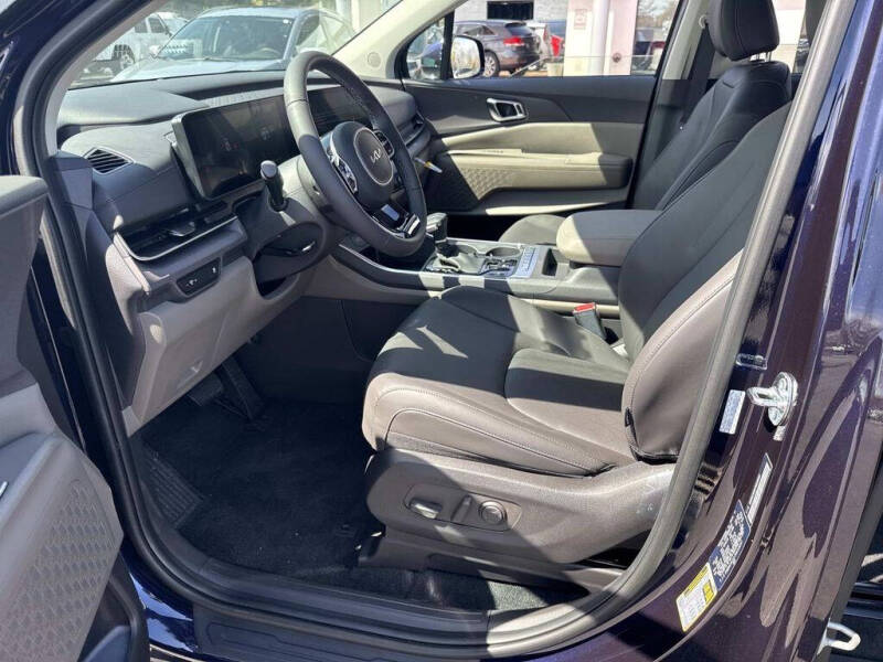 2026 Kia Carnival EX