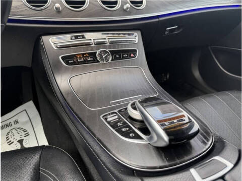 2019 Mercedes-Benz E-Class E 300