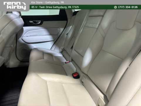2019 Volvo XC60 T6 Momentum