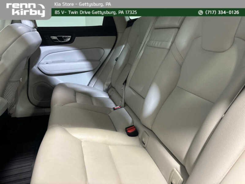 2019 Volvo XC60 T6 Momentum