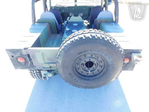 2002 AM General M1123