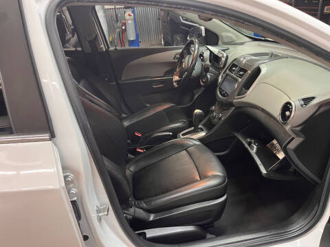 2015 Chevrolet Sonic LTZ Auto
