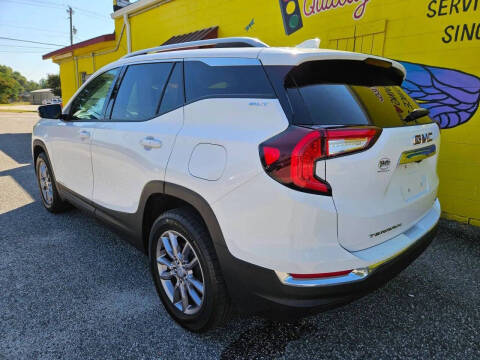 2024 GMC Terrain SLT