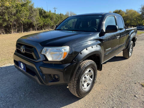 2015 Toyota Tacoma for sale at The Car Shed in Burleson TX