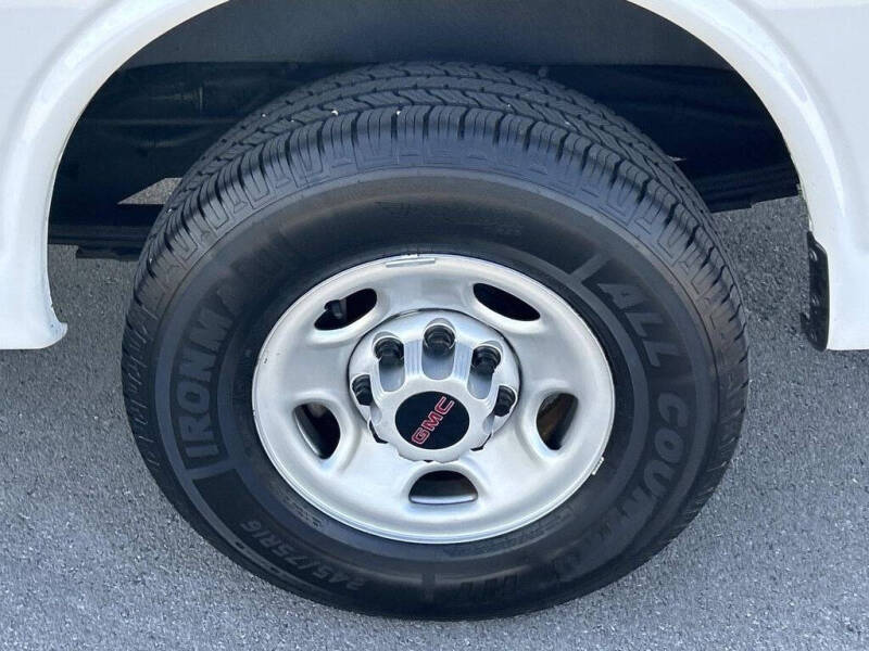 2023 GMC Savana 2500