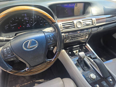 2016 Lexus LS 460