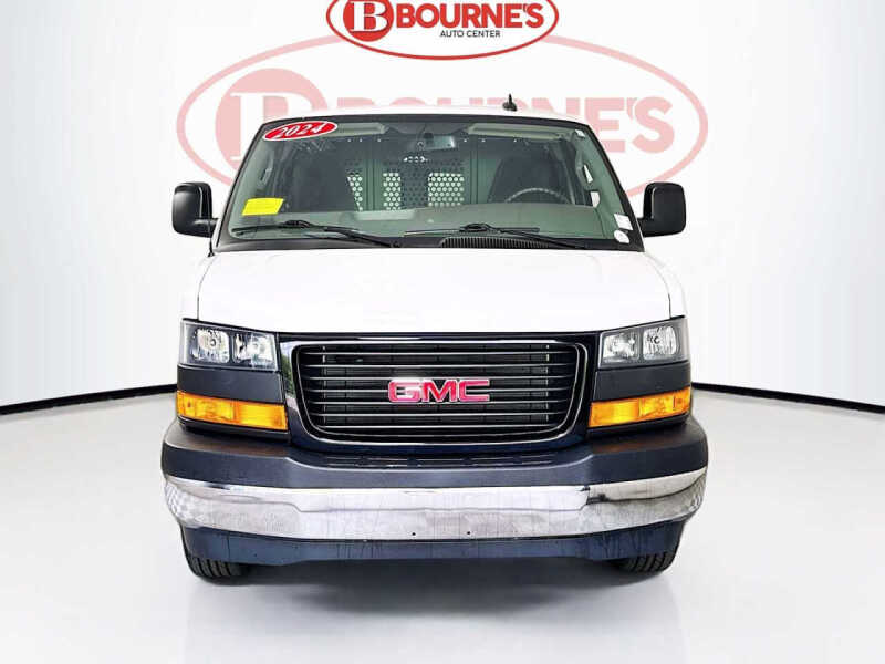 2024 GMC Savana 2500