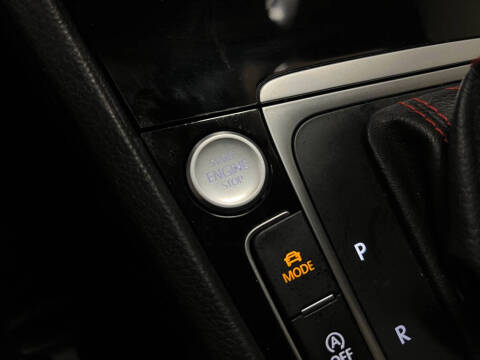 2019 Volkswagen Golf GTI S