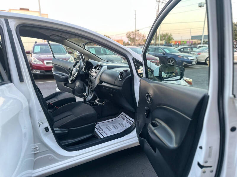 2017 Nissan Versa Note SV