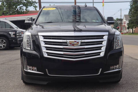 2017 Cadillac Escalade Platinum