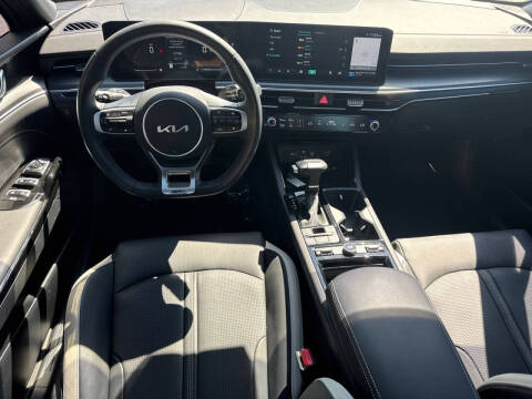 2025 Kia K5