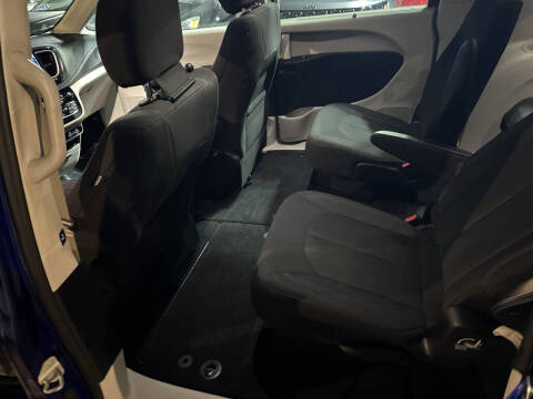 2021 Chrysler Pacifica Touring