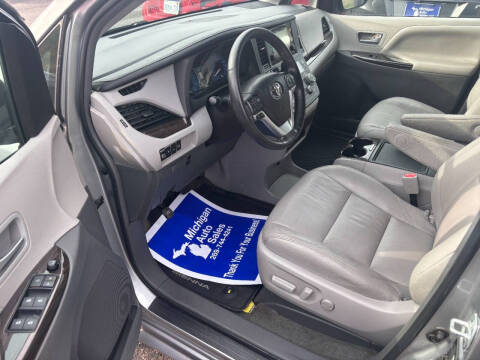 2017 Toyota Sienna XLE 7-Passenger