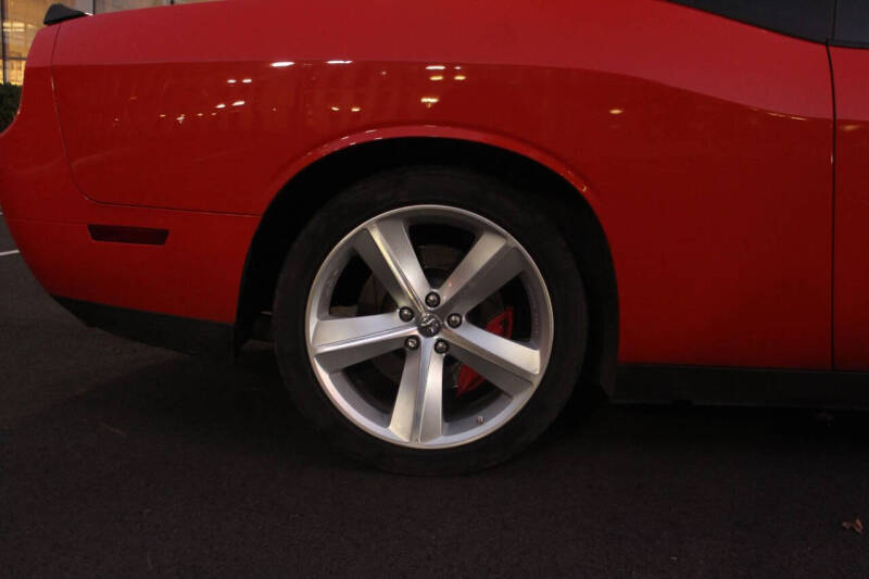2008 Dodge Challenger SRT8