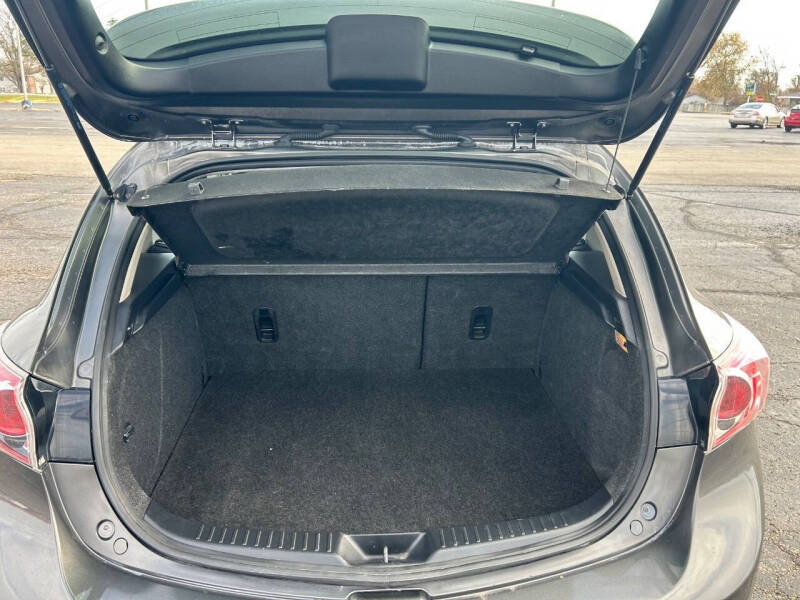 2013 Mazda MAZDA3 i Grand Touring