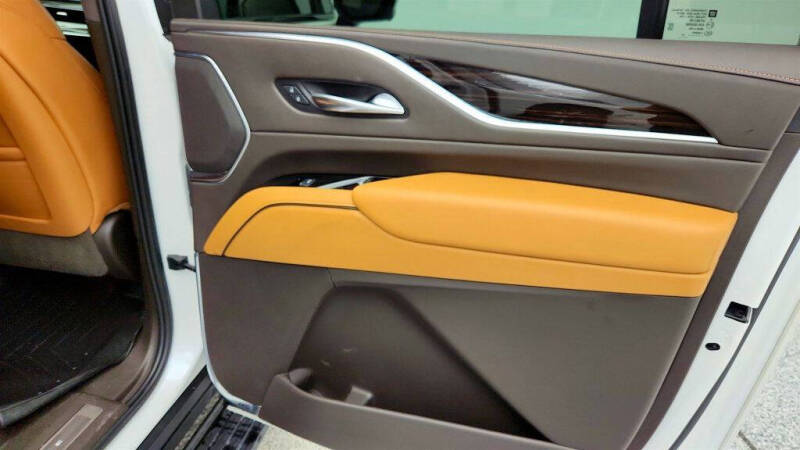 2021 Cadillac Escalade ESV Sport