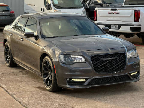 2018 Chrysler 300 S
