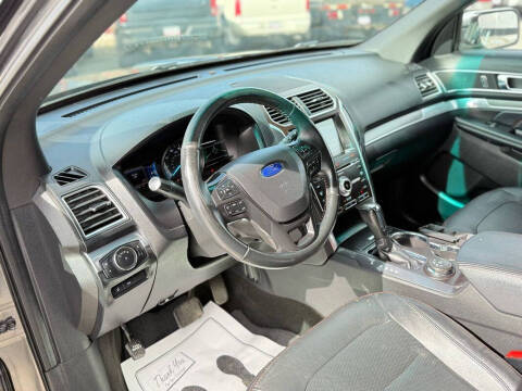 2017 Ford Explorer Sport