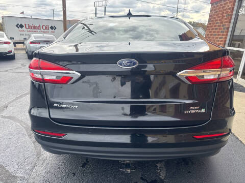 2019 Ford Fusion Hybrid SE