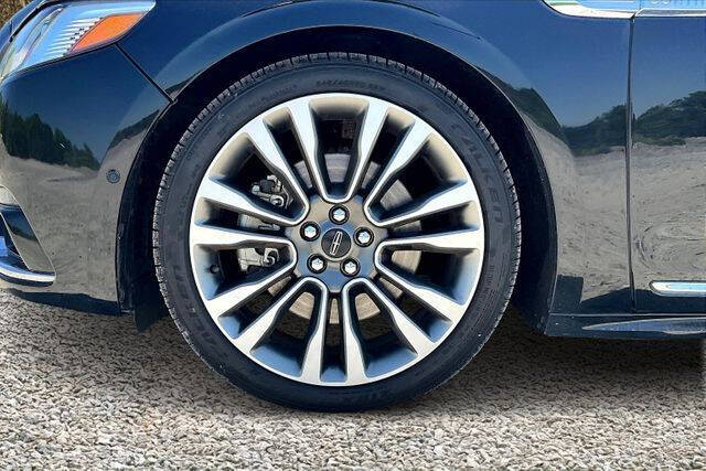 2017 Lincoln Continental Reserve