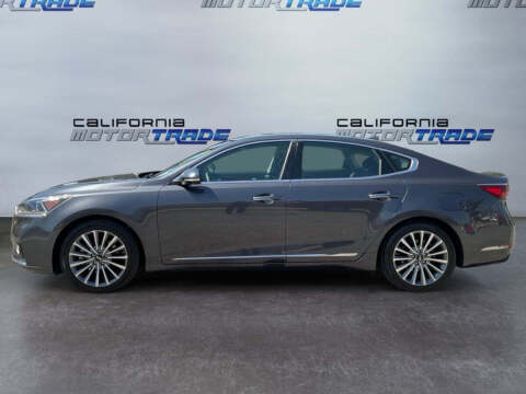 2017 Kia Cadenza Premium