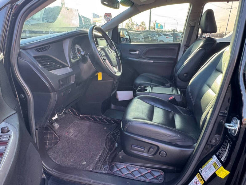 2017 Toyota Sienna