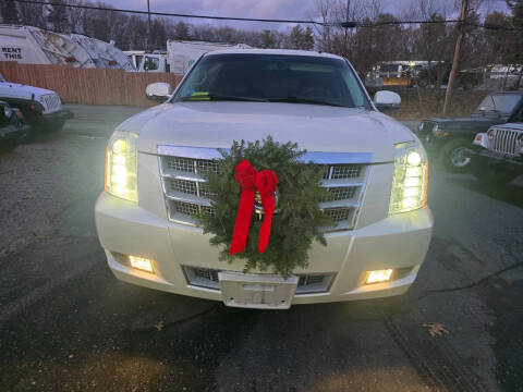 2013 Cadillac Escalade Platinum Edition