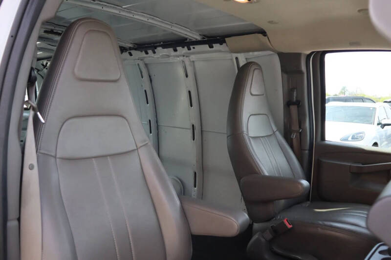 2021 Chevrolet Express 2500