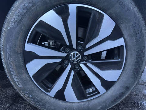 2024 Volkswagen Atlas Cross Sport SE 4Motion