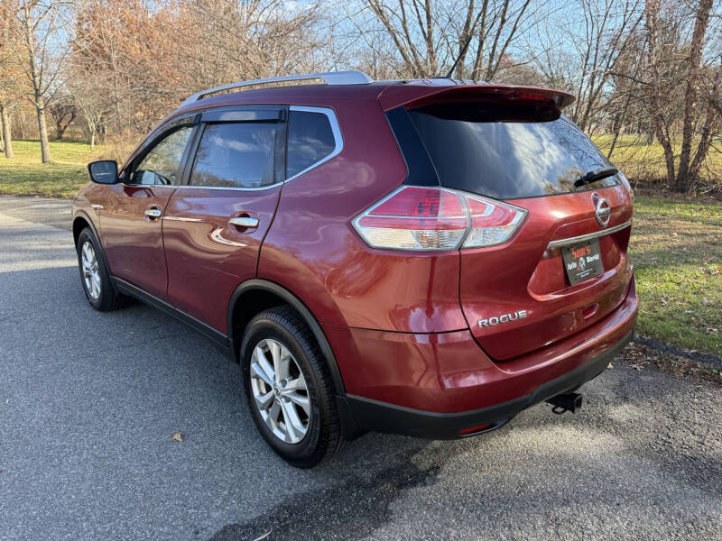 2016 Nissan Rogue SV