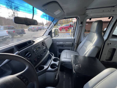 2014 Ford E-Series E-150