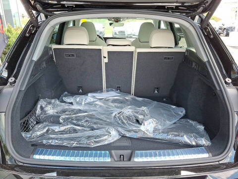 2025 Audi Q5 quattro Premium Plus TFSI