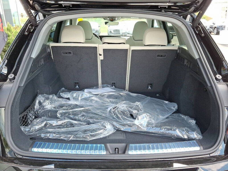 2025 Audi Q5 quattro Premium Plus TFSI