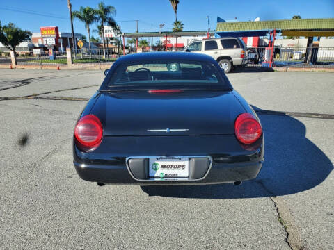 2005 Ford Thunderbird Deluxe