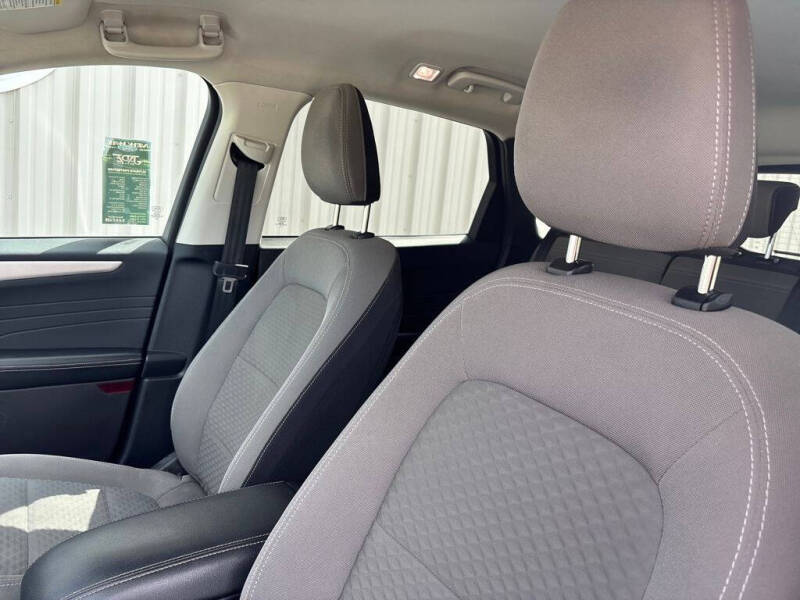 2022 Ford Escape SE