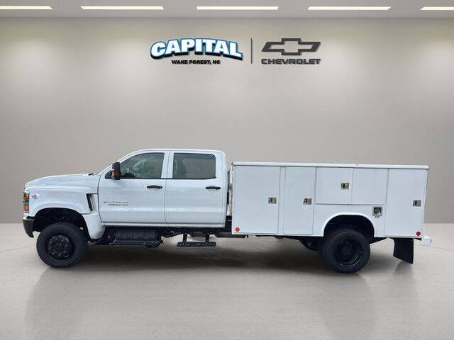 2025 Chevrolet Silverado 5500HD