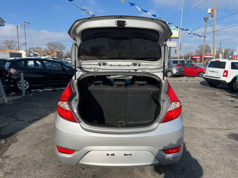 2017 Hyundai Accent SE