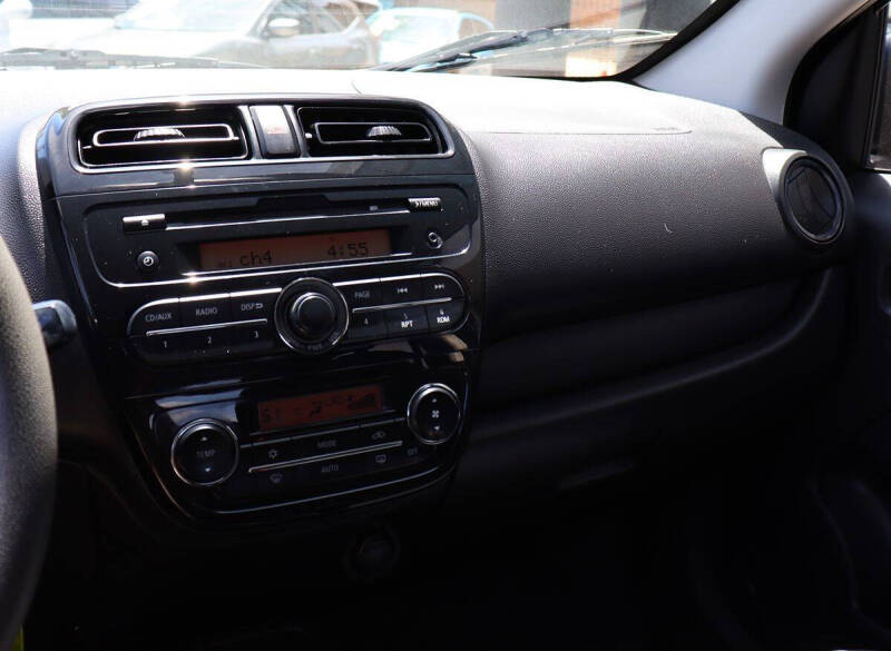 2015 Mitsubishi Mirage DE