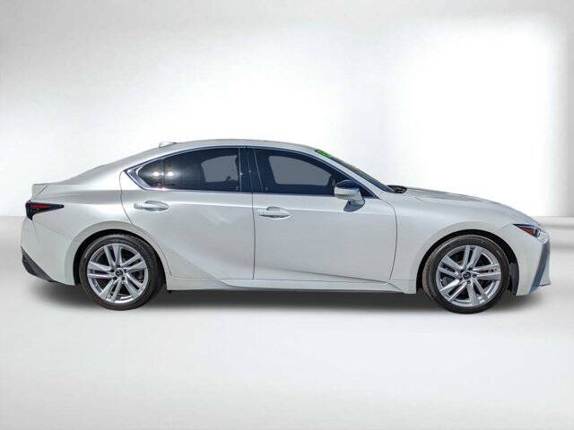 2024 Lexus IS 300