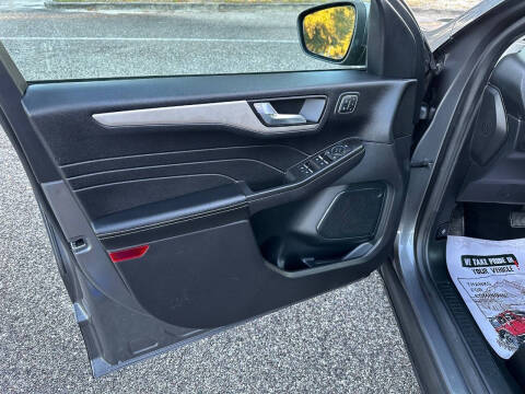 2021 Ford Escape Hybrid SEL