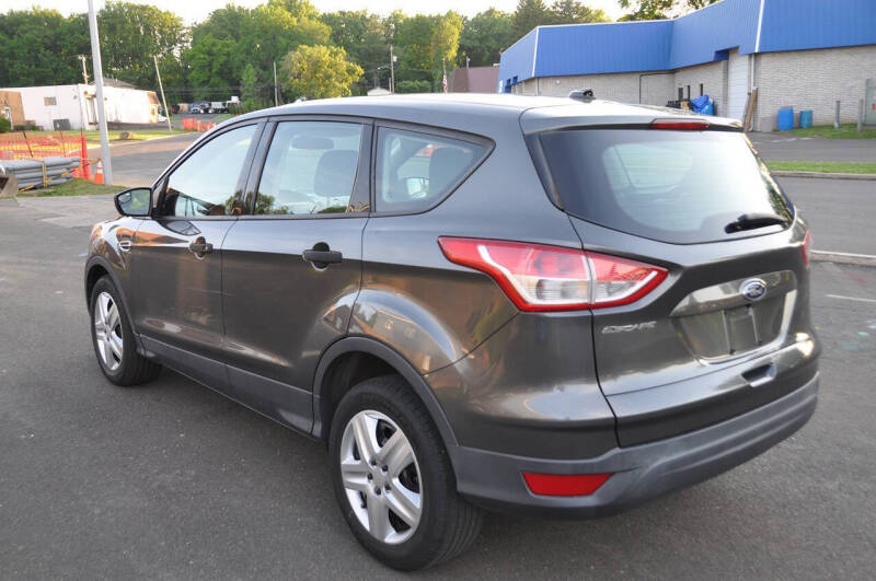 2015 Ford Escape S