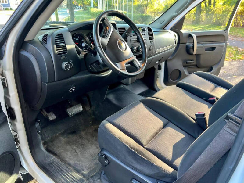 2013 Chevrolet Silverado 3500HD CC