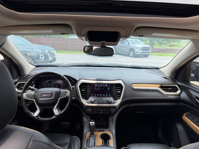 2019 GMC Acadia Denali
