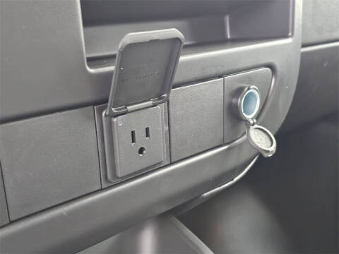 2025 Chevrolet Express 2500