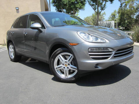 2014 Porsche Cayenne Platinum
